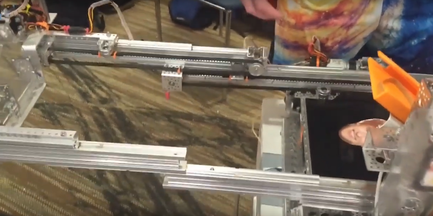 5064's cascading belt rigging