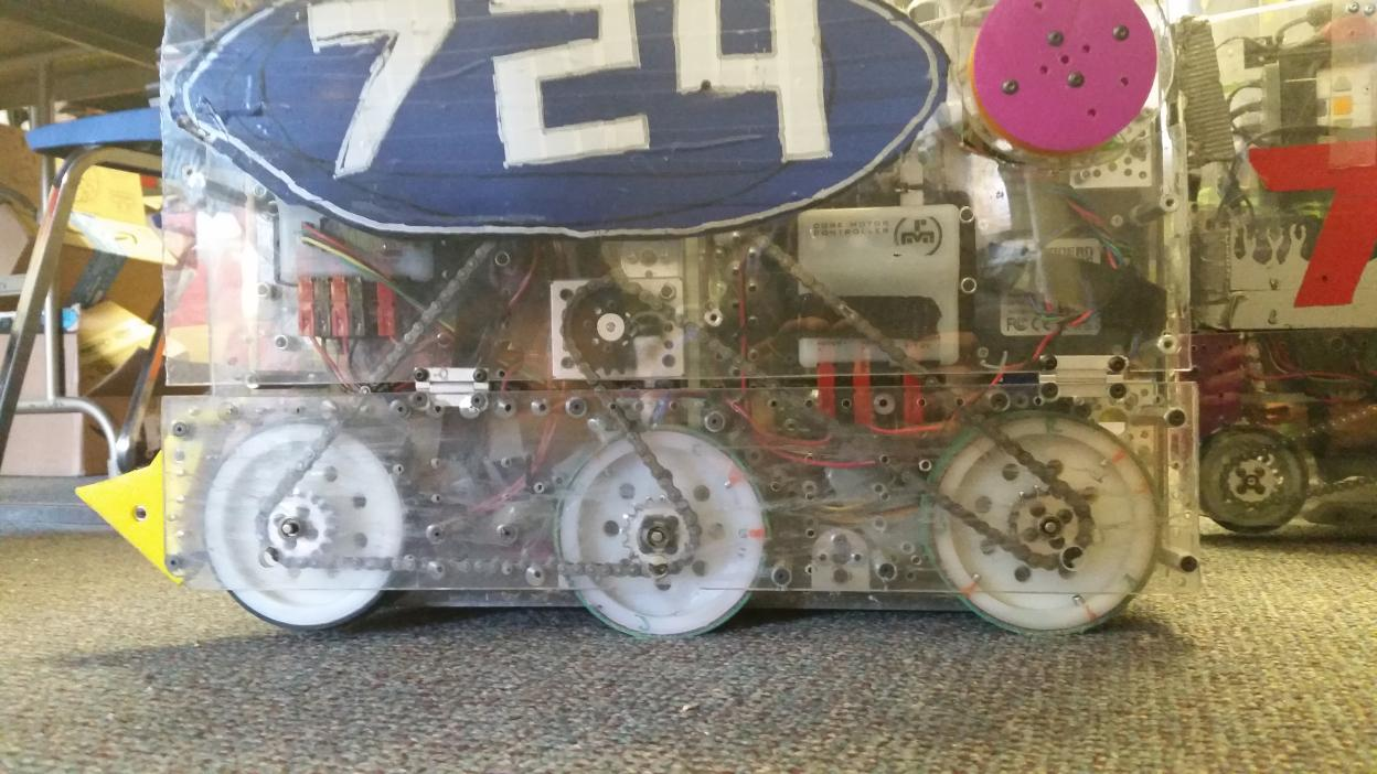 A metal chain for a drivetrain by 724, Rednek Robotics Wun