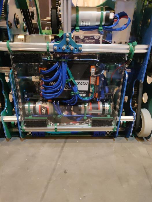An example of good wiring by 8417