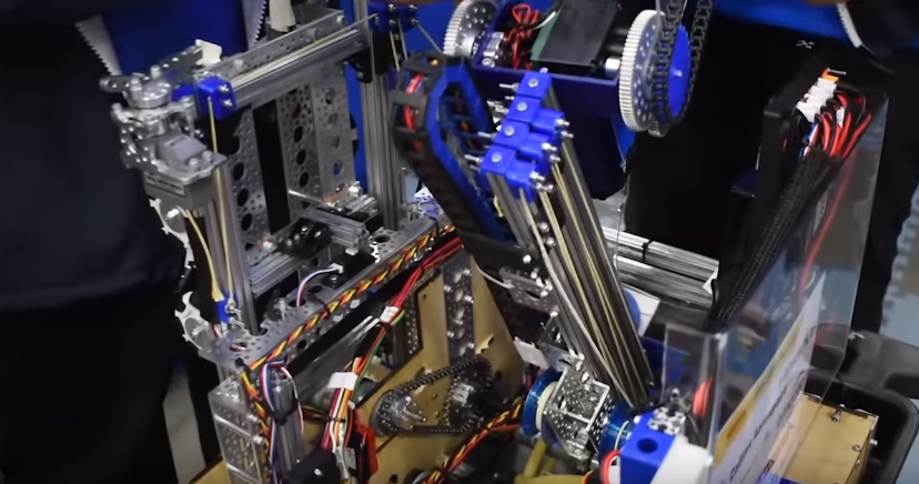 9794 Wizards.exe's Rover Ruckus robot
